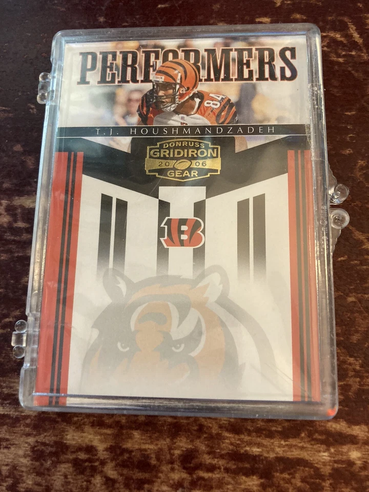 2006 Donruss Gridiron Gear Performers Gold /100 TJ Houshmandzadeh #PR-21 - Image 1 of 2