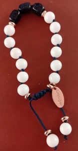 Unique Lola-Rose Bracelet White Agate Beads & Blue Goldstone & Gold Tone Spacers - Picture 1 of 5