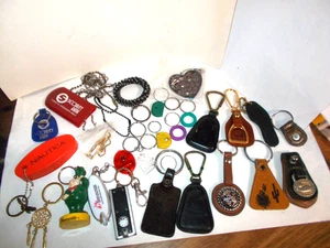 VINTAGE KONVOLUT SCHLÜSSELANHÄNGER UND ETC.  NAUTICA, COKE, LEDER, ADLER & VIELE MEHR - Bild 1 von 12