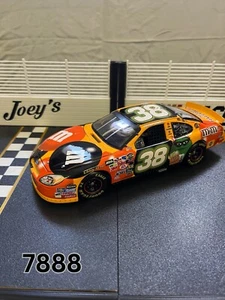 Elliott Sadler #38 M&Ms Halloween 2004 1/24 Nascar Diecast 292/408 - Picture 1 of 13