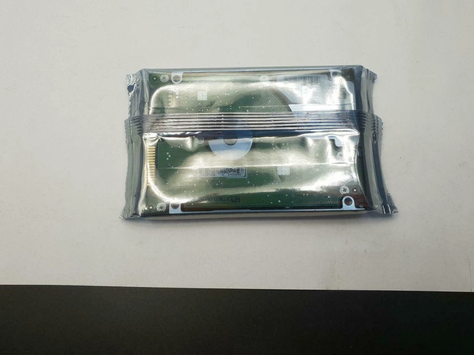 Seagate Momentus 5400.2 80GB SATA 2.5" Hard Drive ( ST98823AS ) NEW - Image 1 of 2