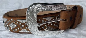 Cinturón marrón Justin Silverton con tachuelas C11099 - Imagen 1 de 3