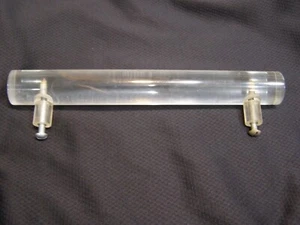 Einzigartiger klarer Acryl Tür-/Schubladengriff 1 Zoll Durchmesser x 8 Zoll lange Löcher 6 Zoll OC - Bild 1 von 11