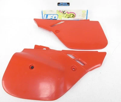 Juego de paneles laterales UFO Plastics rojo Honda CR125R 89-92 CR250R 88-91 CR500R 89-01 Foto 1 de 4