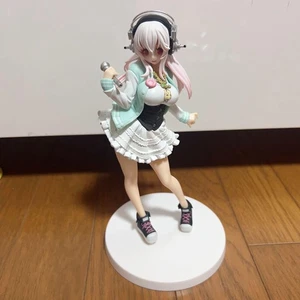 Super Sonico SQ Figur - Bild 1 von 3