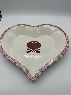 Bandeja de plato de pastel en forma de corazón Pink Sponge Ware 12"" X 12,5"" Foto 1 de 4