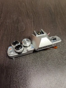 OLYMPUS OM-D E-M10 II - COPERCHIO SUPERIORE, UNITÀ MIRINO Pulsante otturatore Ricambi Riparazione  - Foto 1 di 4