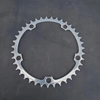 Plato de aluminio vintage TA 39t 135 BCD Francia carreras en carretera Foto 1 de 4