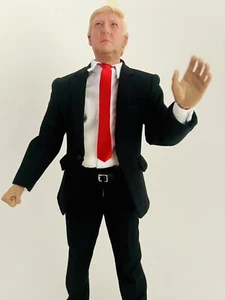 "Figura de muñeca coleccionable de exhibición posable de 12"" del presidente Donlad Trump única en su clase" - Imagen 1 de 10