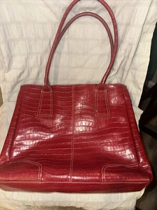 BUXTON Red Leather Shoulder Tote Bag/Travel Bag Case ~ PERFECT CONDITION! - Picture 1 of 8