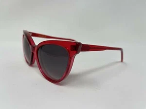 WILDFOX Sunglasses Le Femme Cat Eye Red Frame Rare - Picture 1 of 12