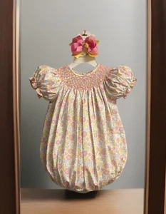 Girls NWT Classic Whimsy Smocked Bubble Romper Free Bow 3T - Picture 1 of 12