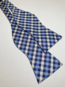 NEW TOMMY HILFIGER BLUE PLAID ALL SILK BOW TIE - Picture 1 of 3
