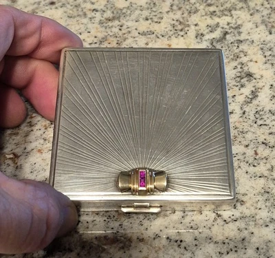 Vintage Tiffany & Co Plata de Ley y Oro 14k con Rubíes Compacto Foto 1 de 4