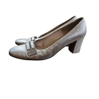 Vtg 1960s Bruno Magli Silver Lame Rhinestone Pumps Heels - Image 1 of 4