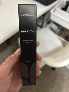 Younique Illuminating Primer - Picture 1 of 3