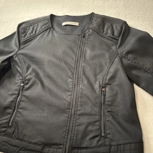 Mavi Jeans Ruby Black Coated Zip Up Denim Jacket Women’s Size Small - NWT - Picture 1 of 15