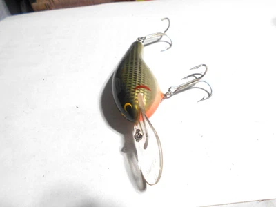 VINTAGE RARE COLOR BAGLEY GEORGIA SHAD COLOR FISHING LURE - Image 1 of 4