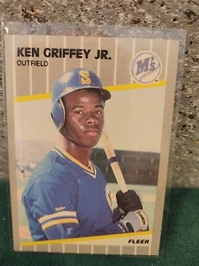 1989 Fleer Ken Griffey Jr Rookie Baseball Card #548 Seattle Mariners (F) - Picture 1 of 3
