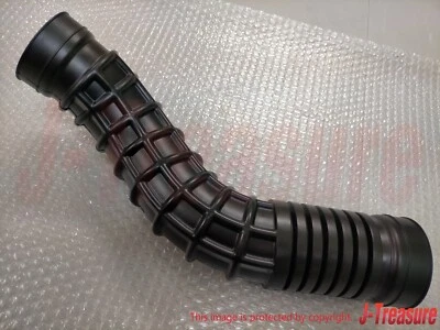 MAZDA B-SERIES B2200 UF 1990-1993 Genuine Air Intake Duct Hose F2G8-13-221 OEM - Изображение 1 из 4