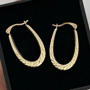 9ct Yellow Gold Oval Patterned Creole Hoop Earrings 20mm x 14mm - Picture 1 of 5