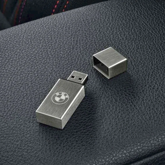 Clé USB Mise à jour 2025/2024 GPS BMW / Mini (réduction 35€ via Paypal) - Photo 1/3