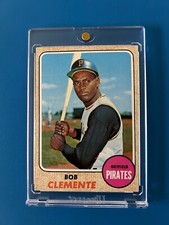 1968 Topps Baseball Card # 150 Roberto Clemente - Pittsburgh Pirates - Clemente