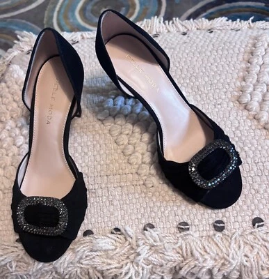 Pelle Moda Women’s Black Suede Pump Slip on Sz 5.5 Peep Toe Rhinestones Accent - Image 1 of 4