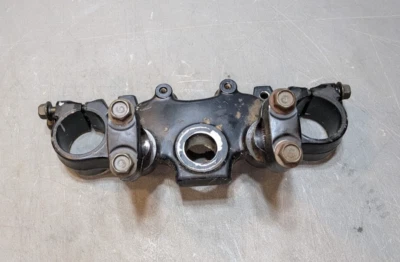 Yamaha XT550 Upper Triple Clamp Fork Handlebar Clamps Steering Crown - Image 1 of 3