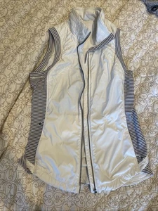 Lululemon beige Weste Gr. 8 - Bild 1 von 5