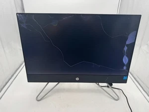 HP All-in-One Desktop 24" 512 GB SSD 8 GB RAM i5-1235U READ AS IS CRACKED - Afbeelding 1 van 7