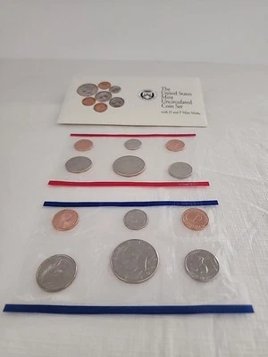 (6) 1992 US Uncirculated Mint Set 10 Coin United States Philadelphia Denver P&D - Image 1 of 4
