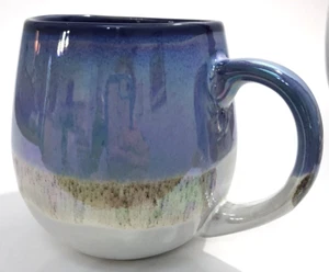 Taza Meritage de gran tamaño taza tonos azules y tostados iridiscentes 19 OZ gres - Imagen 1 de 7
