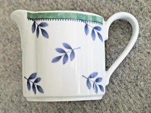 Villeroy & Boch 1748 oval CREAMER 5 x 3 x 3-1/2" blue leaves Porcelain Switch 3 - Picture 1 of 8