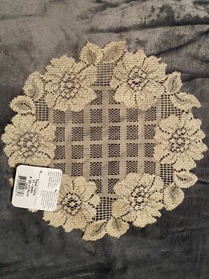 Heritage NUEVO #FT-0900L ENREJADO FLORAL 9" Dolly Redondo Juego de 3 unidades, color crudo Foto 1 de 3