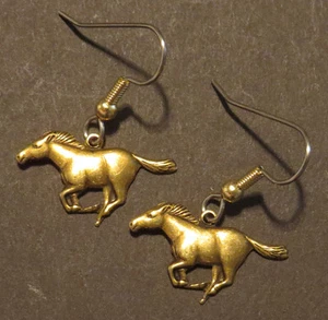 Mustang Earrings Brass Horse Equestrian Pony Classic Car Logo Ford Sports - Picture 1 of 6