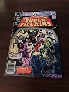 The Secret Society Of Super Villains 3 F - Bild 1 von 4