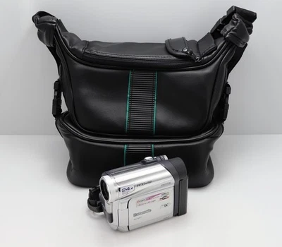 PANASONIC NV-GS11 CAMCORDER MINI DV TAPE VIDEO CAMERA - Image 1 of 4