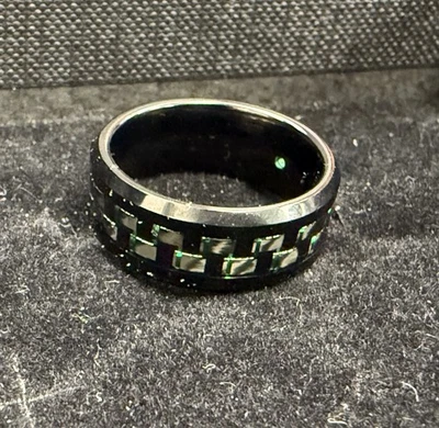 Anillo de compromiso de carburo de tungsteno negro y verde incrustación verde talla 7 Foto 1 de 4
