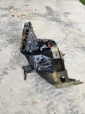 TOYOTA TUNDRA 2014-2021 CARROCERÍA DELANTERA DERECHA MARCO BOCINA DELANTAL RIEL CORTE OEM Foto 1 de 4