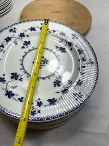 Plato de almuerzo Royal Doulton Yorktown 9" Inglaterra - Imagen 1 de 14