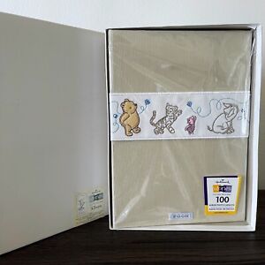 Disney Winnie The Pooh And Friends - Hallmark 100 Photo Album (4x6) 3 Rings NEW