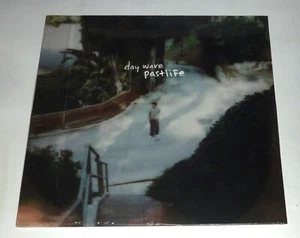 "SS" VINYL RECORD by DAY WAVE "PASTLIFE" (2023) ROCK, INDIE / PIAS PIASR5135 LP - Picture 1 of 2