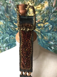 Cinturón Betsey Johnson Cuero Genuino Grande con Joyas y Lentejuelas Terciopelo Marrón - Imagen 1 de 8