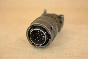 Amphenol MS3126F12-10P Circular Mil Spec Connector - Picture 1 of 4