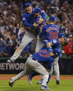 Chicago Cubs Celebrating Winning 2016 World Series 8x10 Photo MLB Baseball Print - Picture 1 of 1