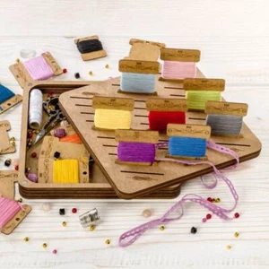 Box for handicraft + 32 bobbins FLZB(N)-061 - Picture 1 of 6