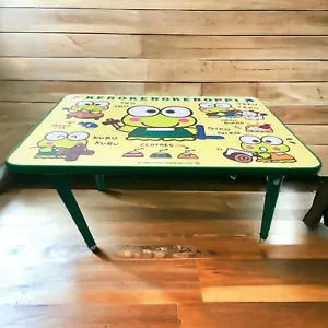 LEER DE COLECCIÓN Mesa para Laptop Sanrio 1992 KeroKeroppi Verde Patas Plegables Bajas RARA - Imagen 1 de 14