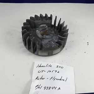 Rotore volano 93844A UT-10592 Homelite 330 motosega - Foto 1 di 7