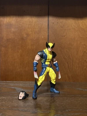 Figura de acción Marvel Legends X-Men Wolverine BAF Bonebreaker Series F3687 Foto 1 de 4